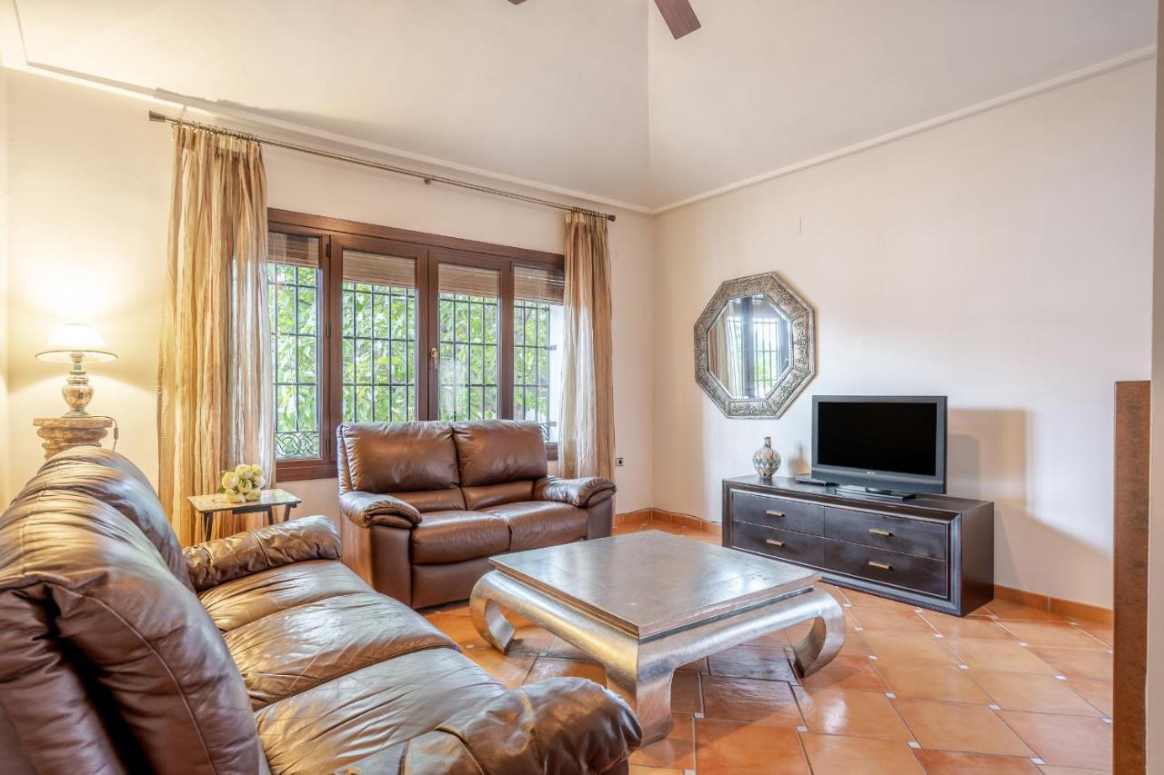 Villa Maria, Piscina Y Spa Exterior Privado Belicena Zewnętrze zdjęcie